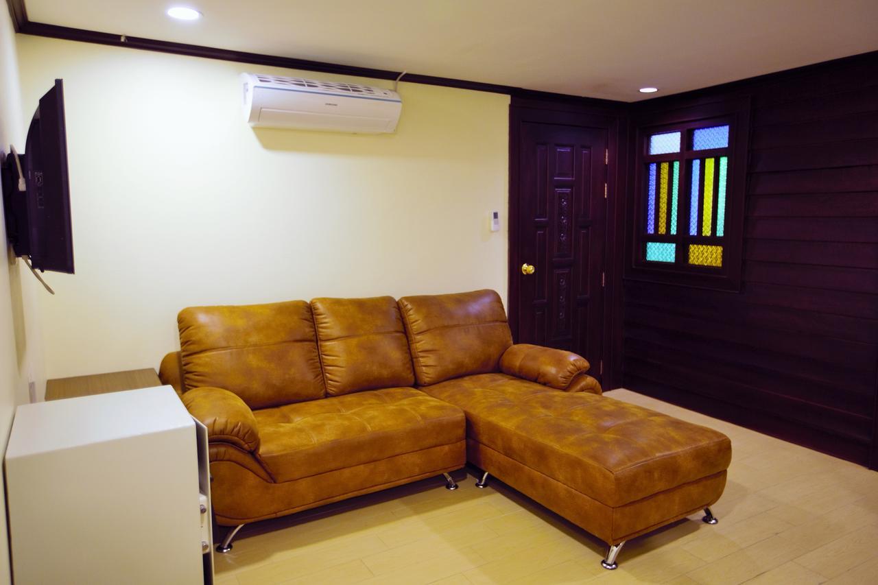 Two-Bedroom Suite